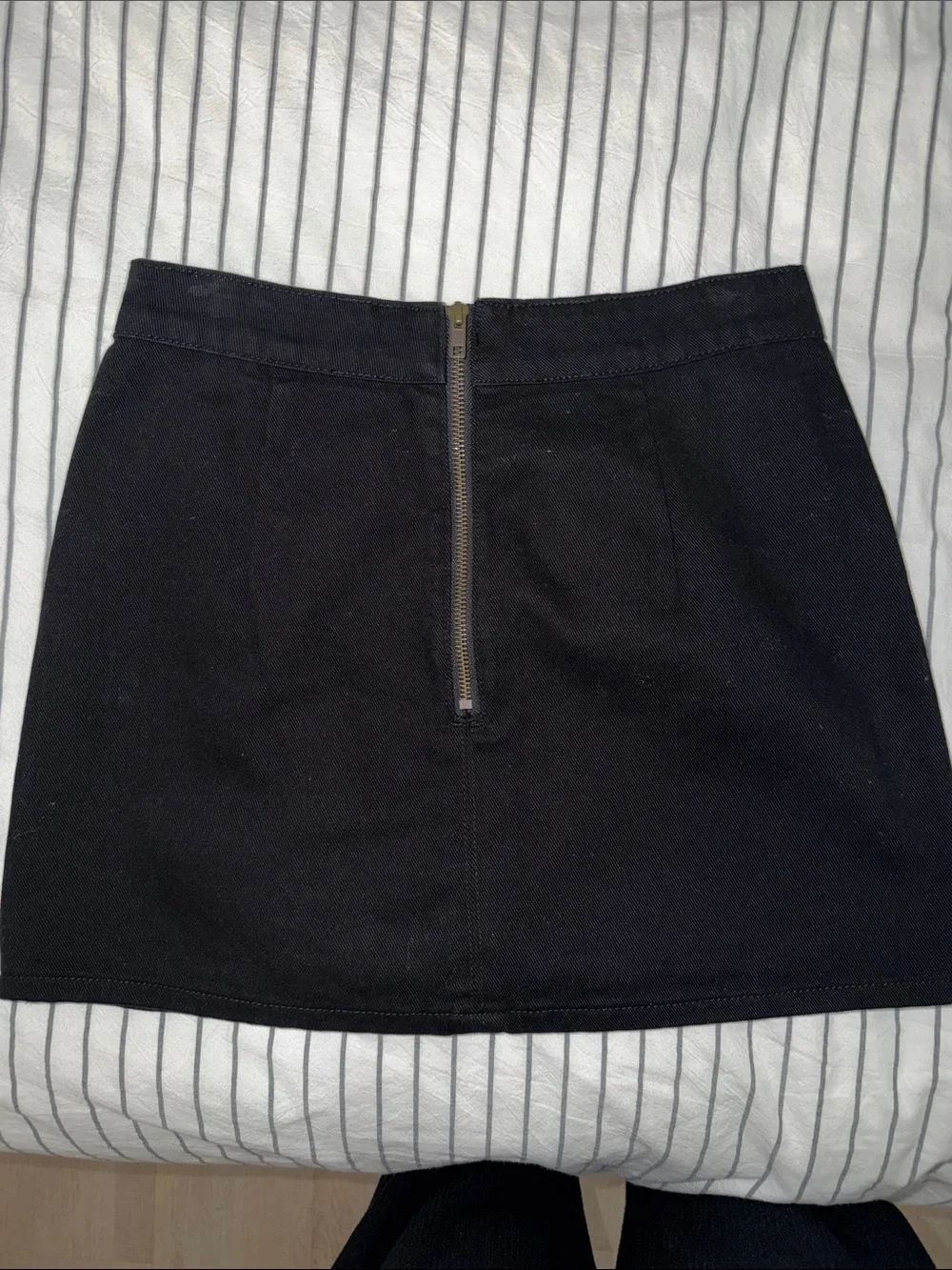Lioness Black Mini Skirt with Side Slit